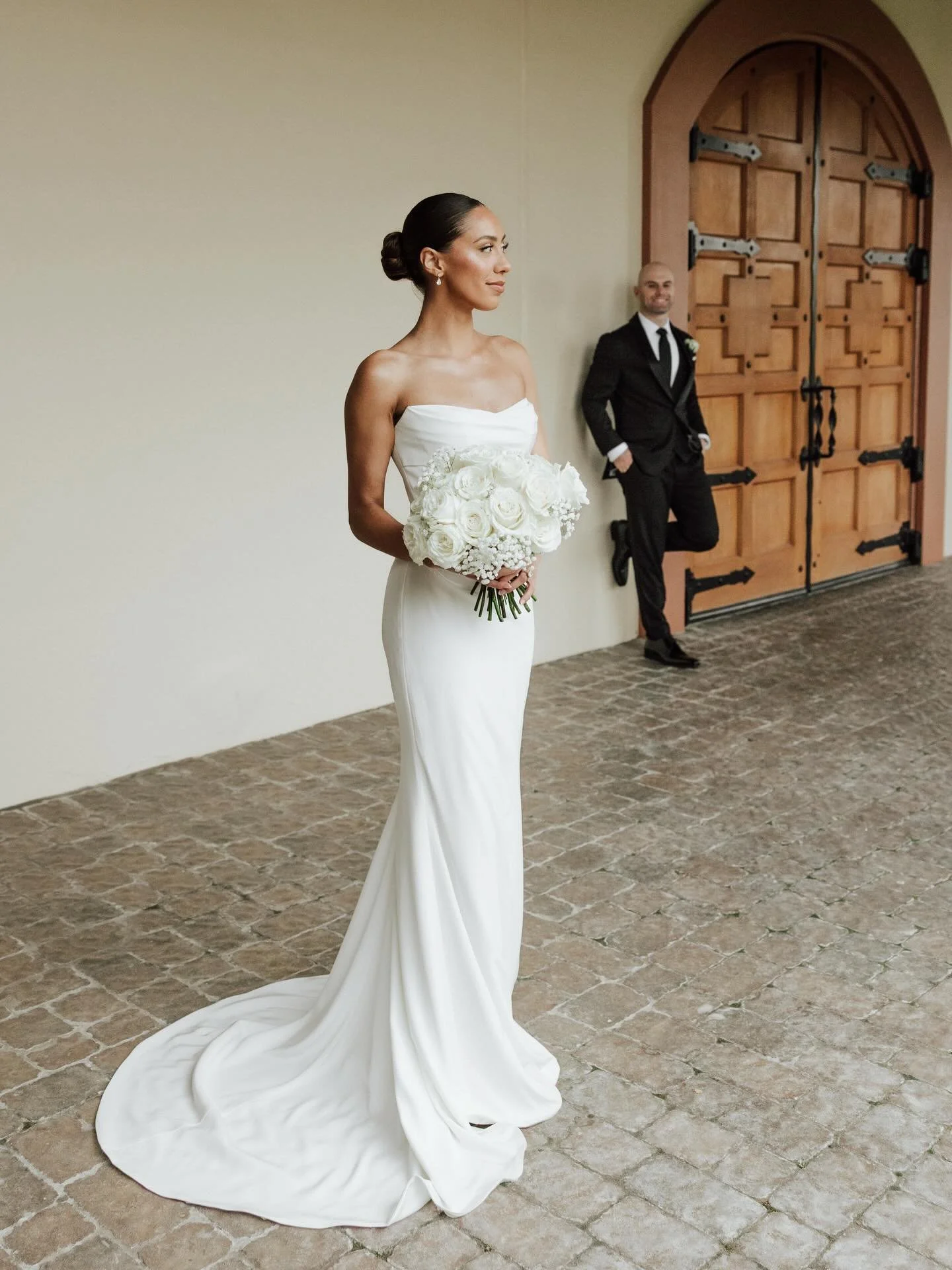 Happy Love Weekend ❣️ Fun fact: almost every major holiday falls on a weekend this year!

I still have a few more openings for 2026 weddings &mdash; please reach out if you know your date. 

incredible vendor team:
-
Wedding Planning &amp; Design: @b