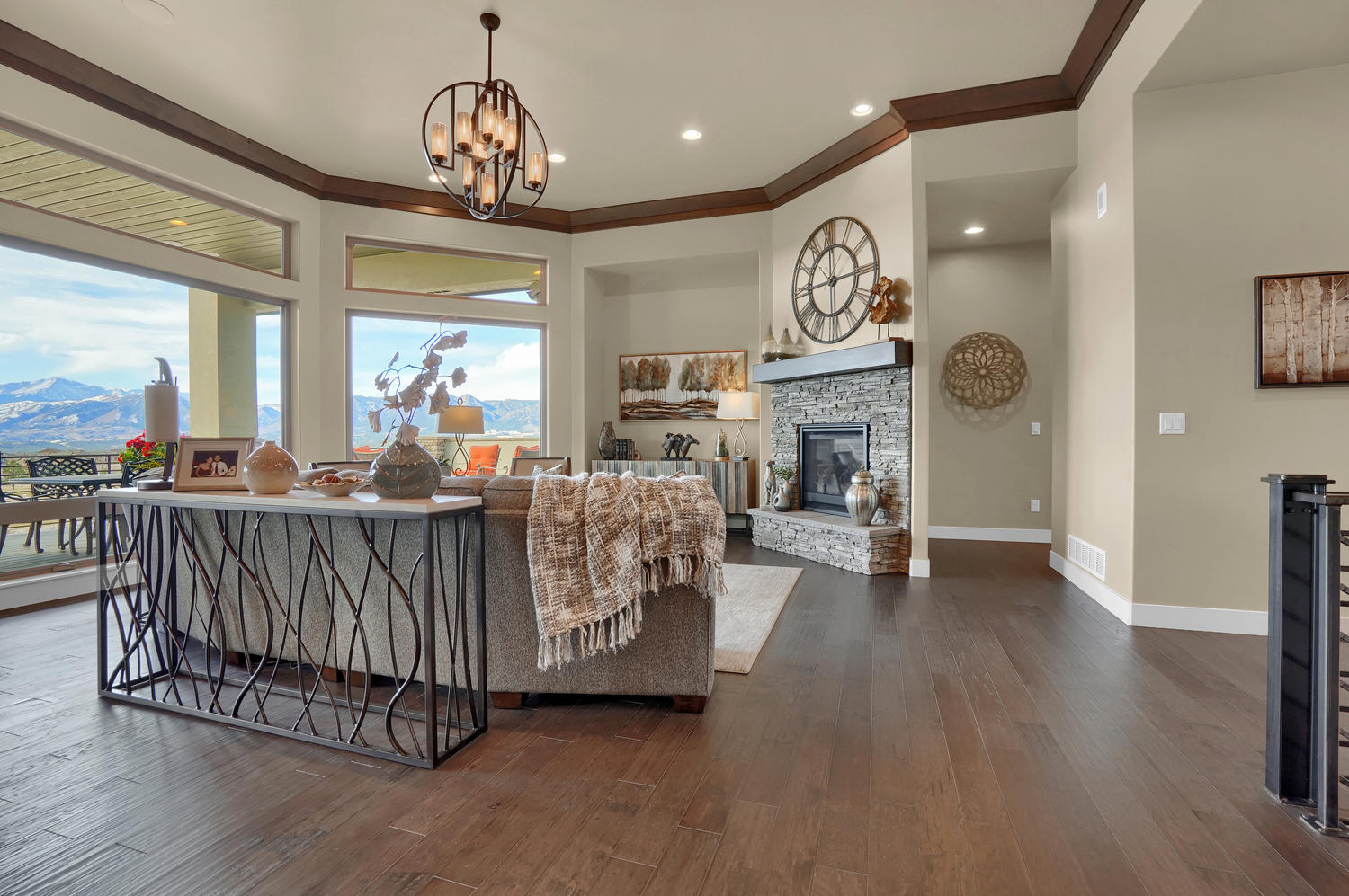 1807 Redbank Dr Colorado-large-012-11-Living Room-1500x998-72dpi.jpg