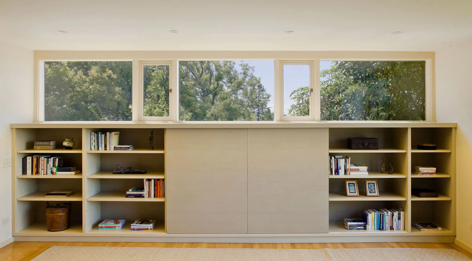 south-bookshelf2.jpg