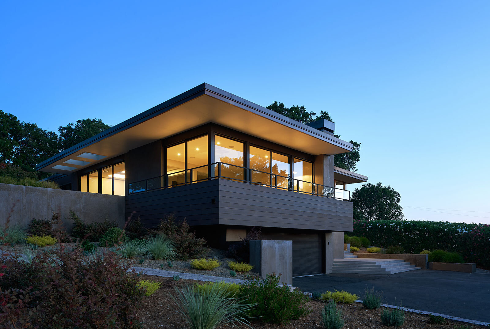 Exterior façade of mid-century modern home renovation in Lafayette, California