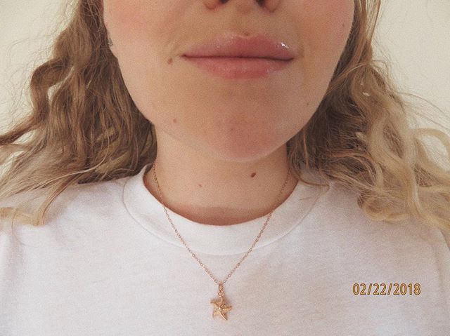 Starfish necklace officially listed on Etsy! She&rsquo;s cute, rose gold and adjustable at my normal lengths 13 inches for a choker and 16 inches for regular necklace length. 
#handmadejewelry #handmadejewelryforsale #handmadejewelrydesign #handmadej