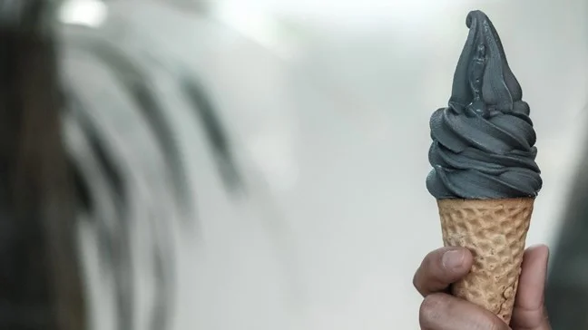 Charcoal products are becoming the hottest trend, and can now even be served as ice cream. I I Photo Credit to Irish Examiner