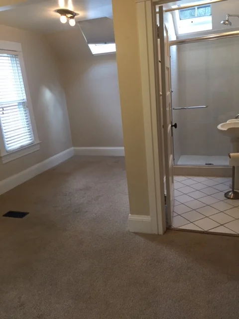956 Emerson 2.jpg