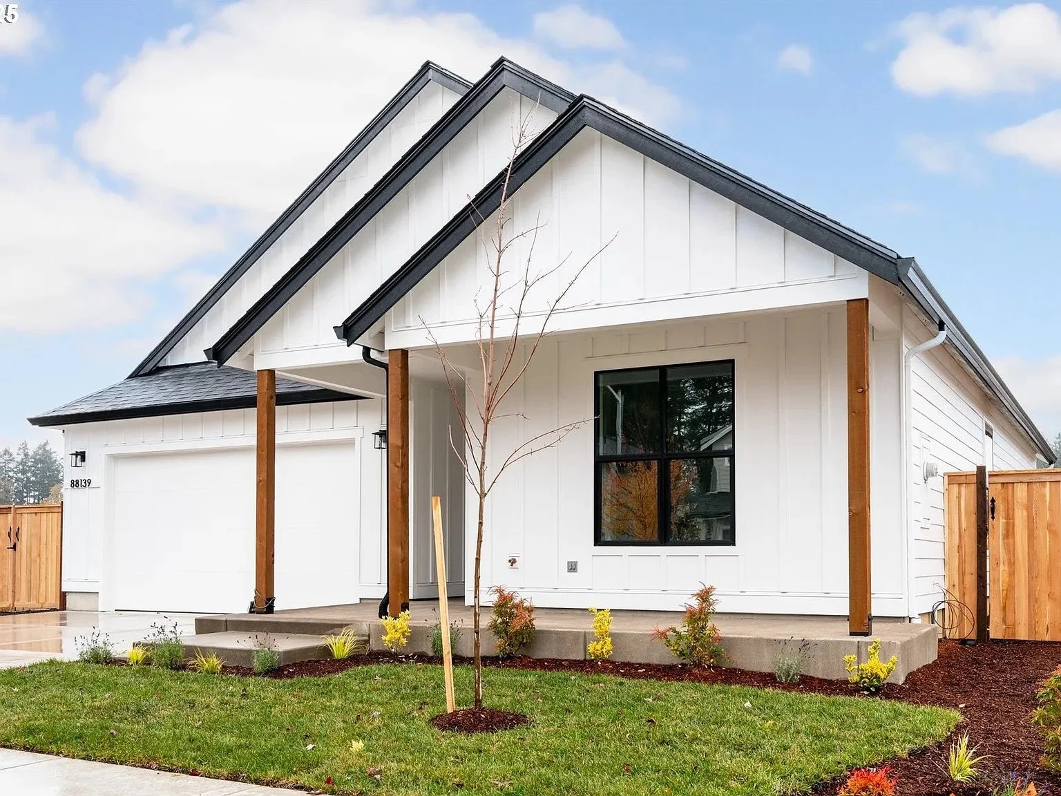 88139 Jameson Lane1.jpeg