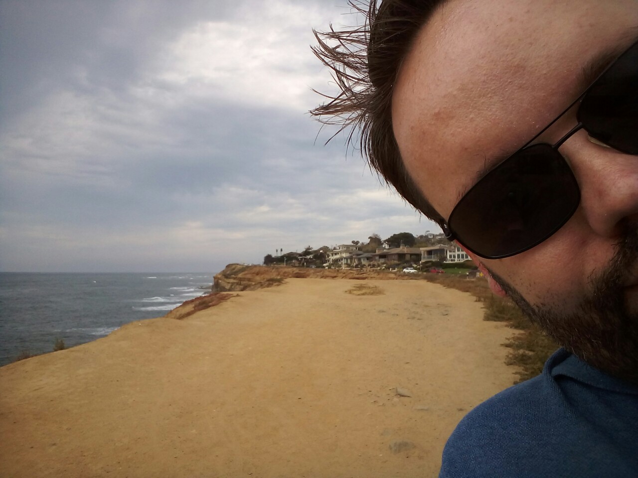 This is my next picture of my Bad Selfies series. I arrived save in San Diego. Pacific here I AM 😉!