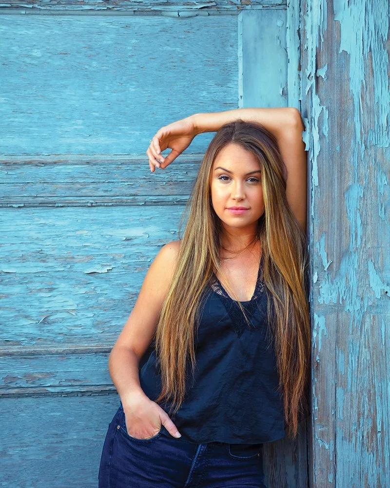 To find success, country singer Alexandra Kay first had to find her audience