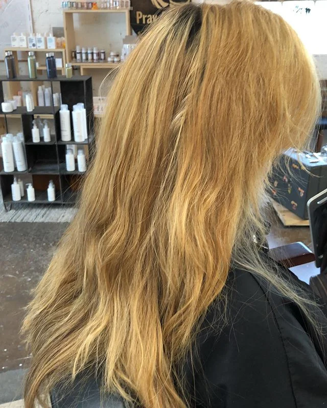 BEFORE - SWIPE FOR AFTER. I hate a chair shot but I didn&rsquo;t have time to get a better one &amp; this was just too good not to share!! Thank you @annelise.bodil for trusting me with your blonde hair! // #jessicawrighthair #transformation #blondeh