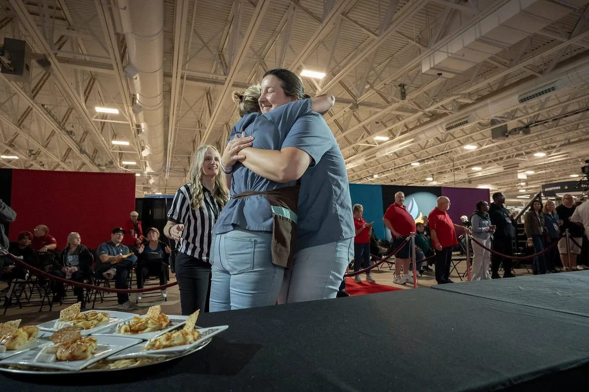 cindy and tanya hugging.jpg