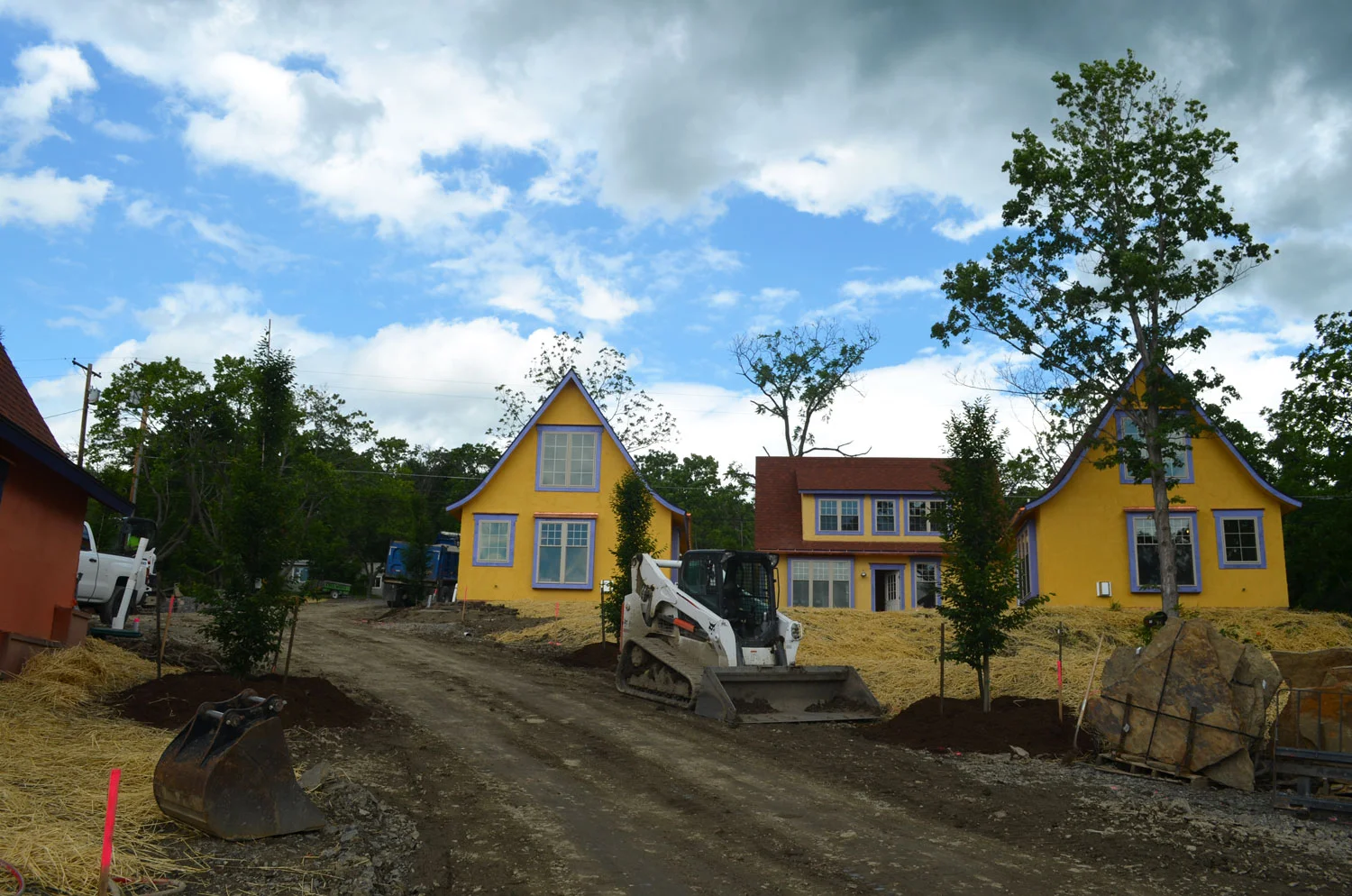 la-bourgade-on-seneca-yellow-cottages-community.jpg