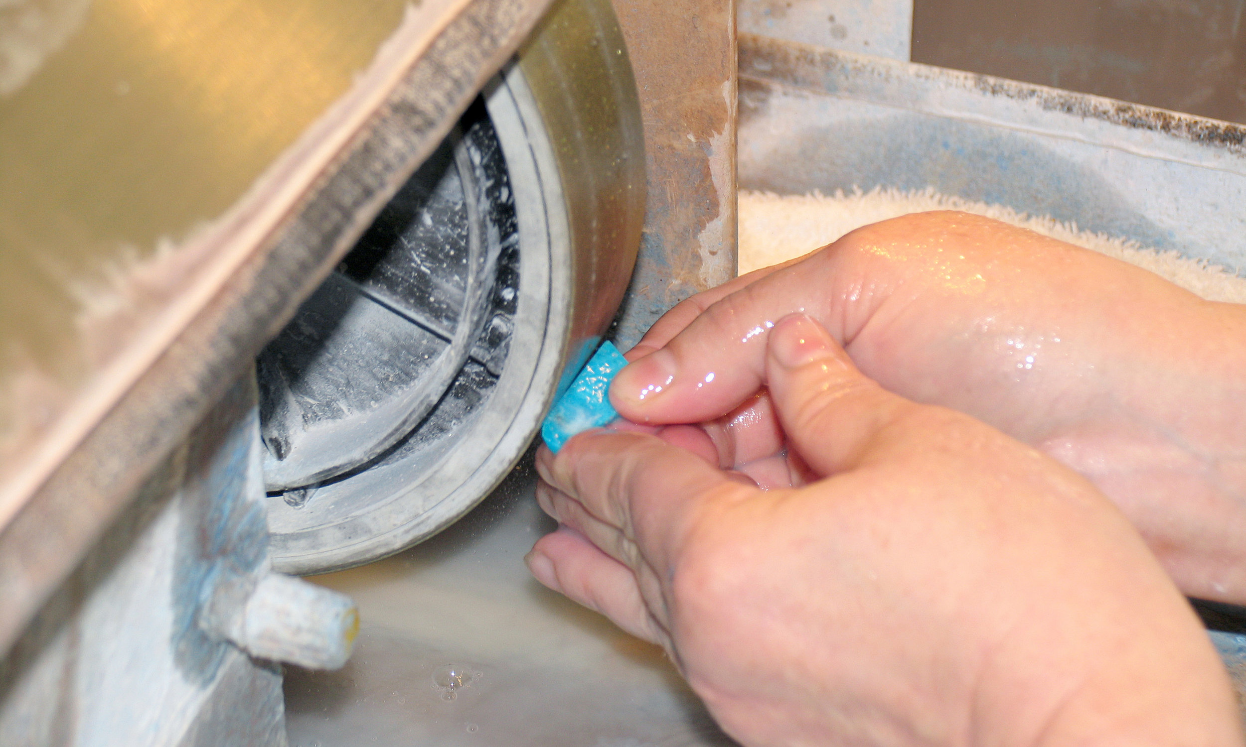 And now the grinding starts using water cooled diamond embedded grinding wheels to achieve the final rough shape