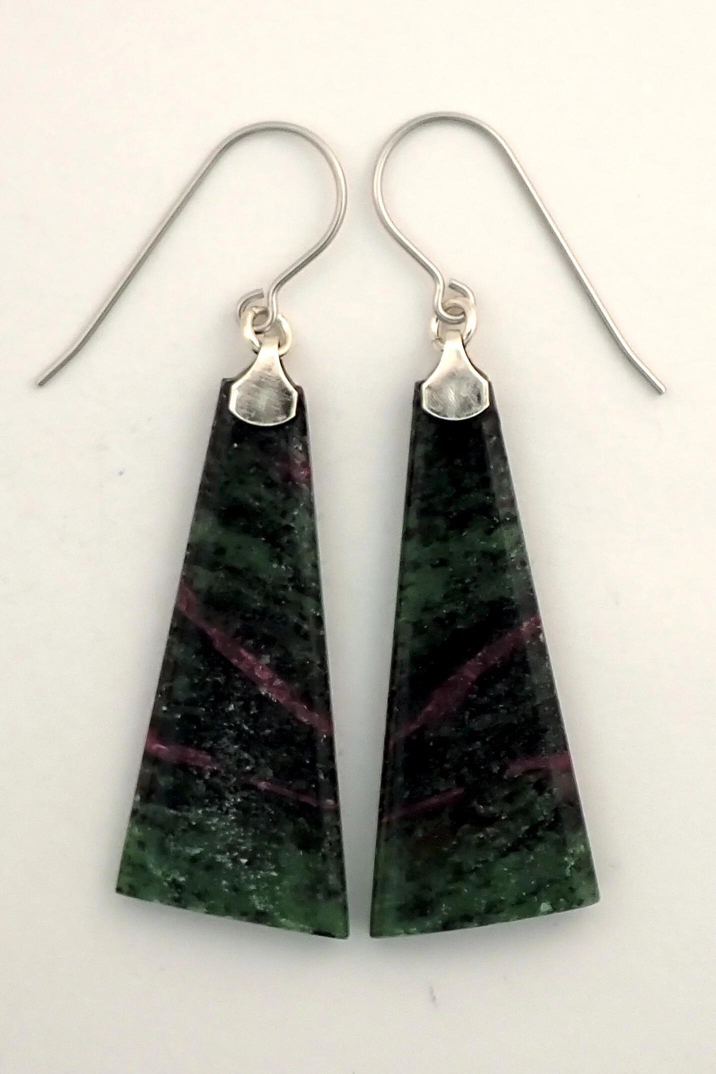 RZ 17566 — Silver & Stones