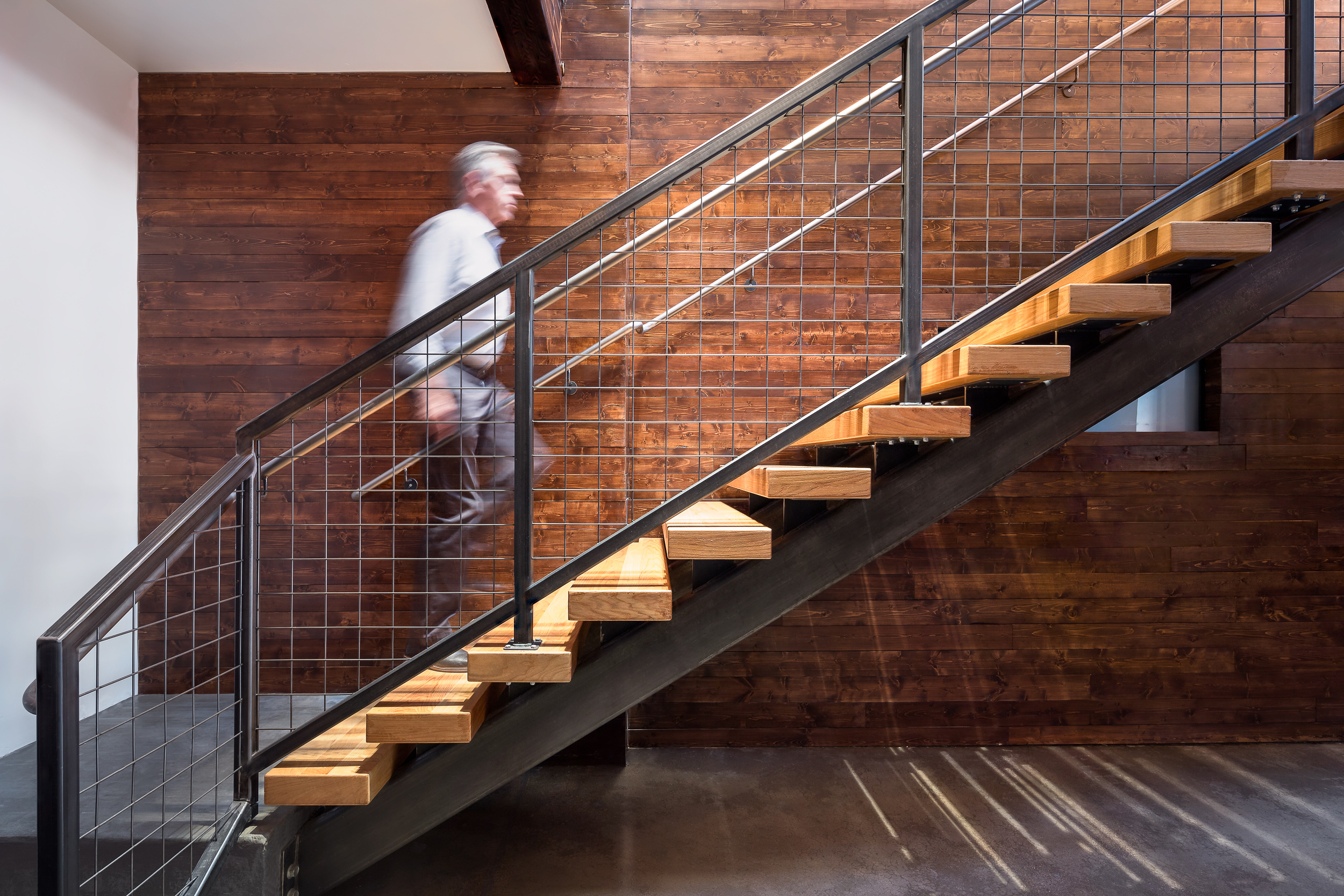 Faciliteq Staircase and Wall