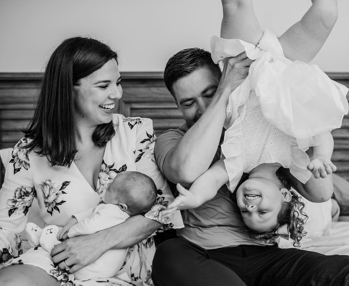 Newborn sessions with siblings always make me smile 😊 
.
.
#atlantafamilyphotographer