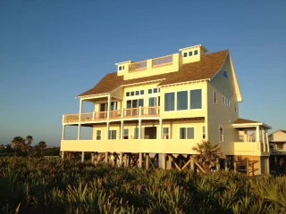 photo ocean side 2.JPG