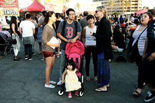 Amelia enjoying the market with her friends. 