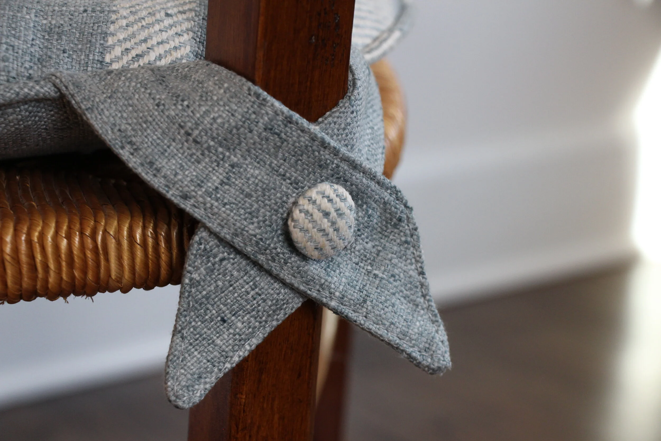 button tab detail.JPG