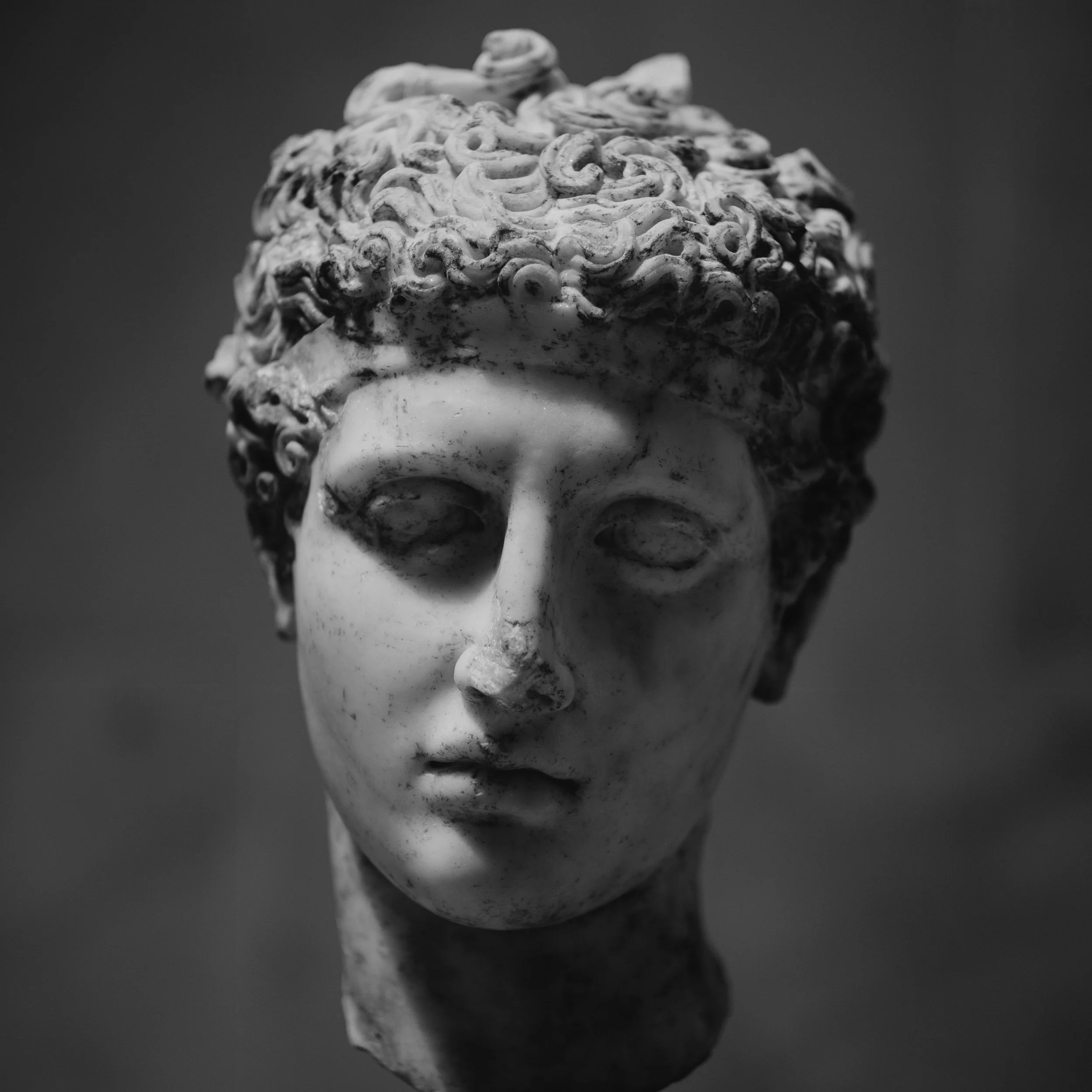 Aries Full Moon Miniscopes