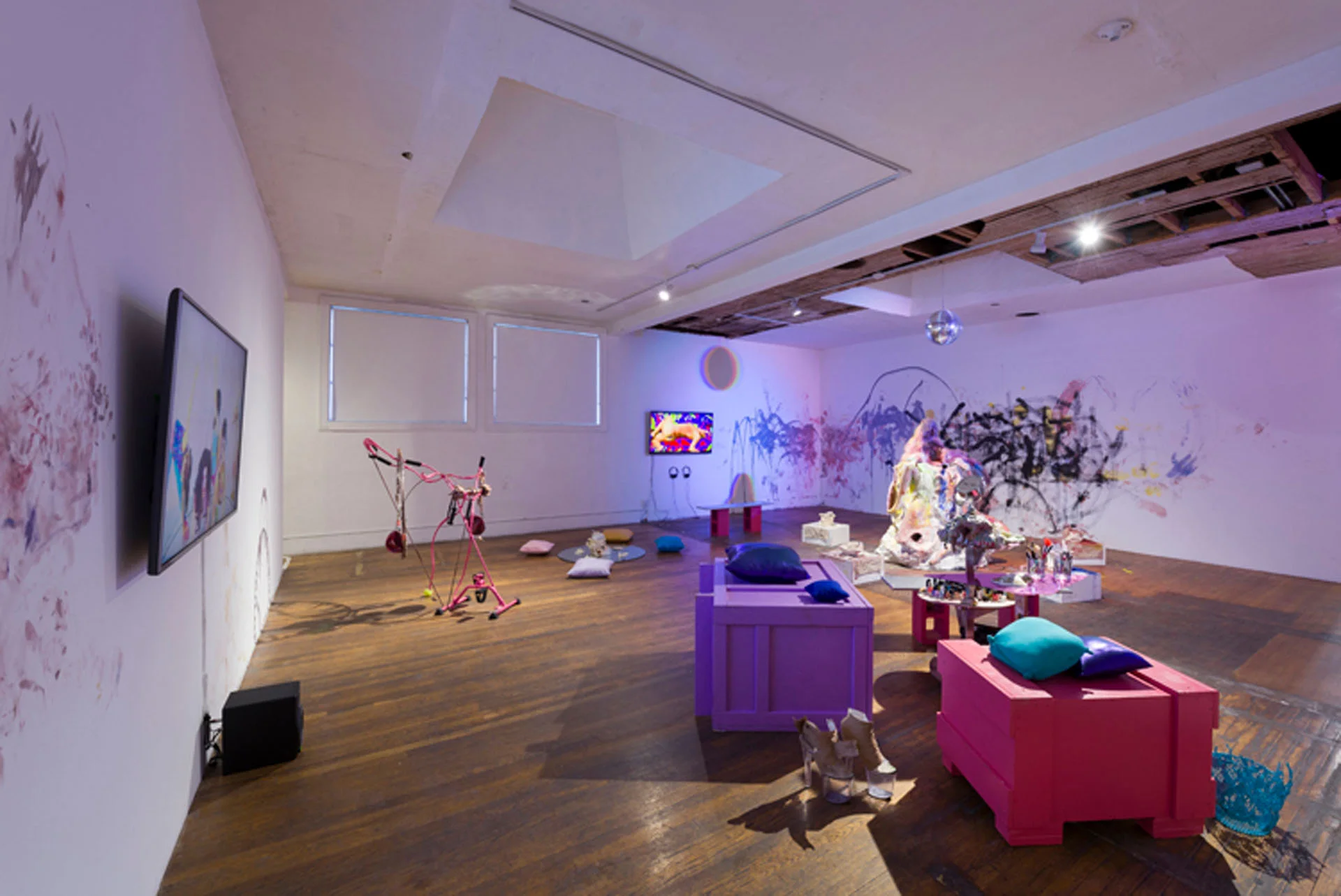 MSalon_Installation view2.jpg