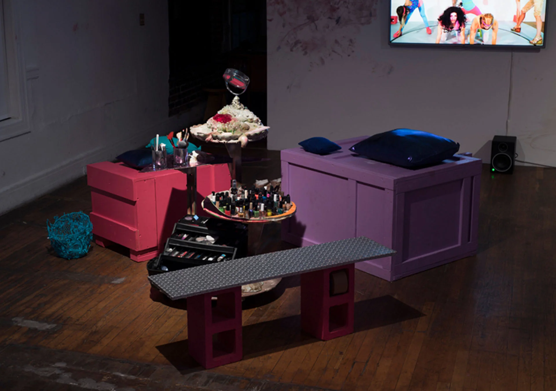 MSalon_Makeup Tool Caddy.jpg