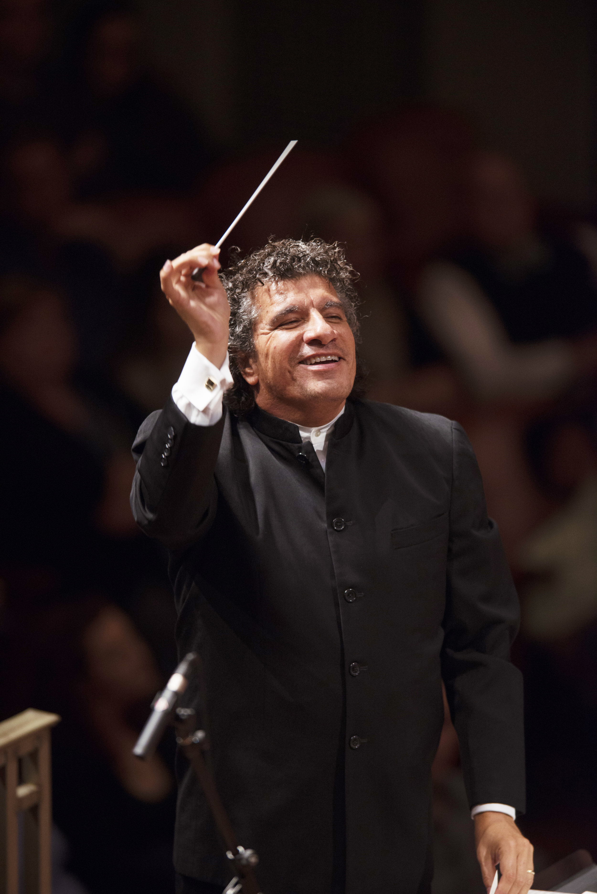 GRAMMY Sweep for Giancarlo Guerrero and Nashville Symphony