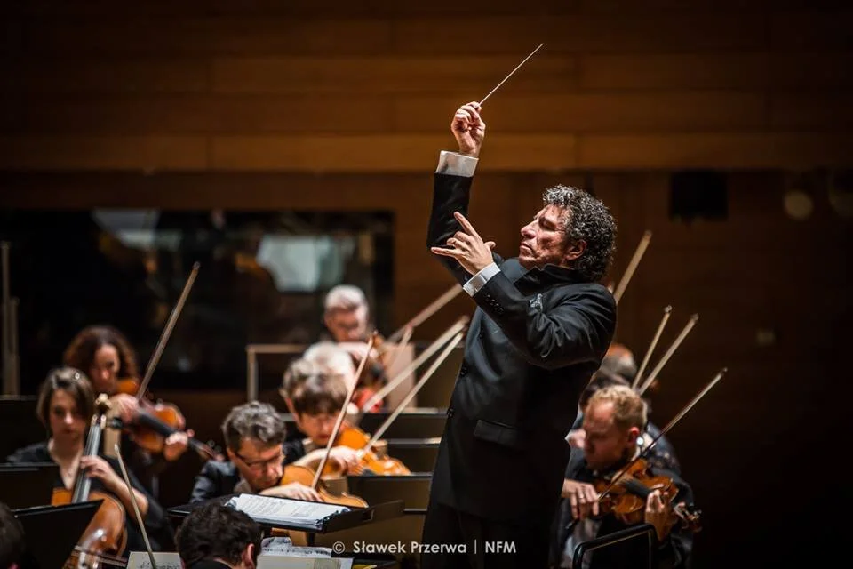Giancarlo Guerrero brings the NFM Wrocław Philharmonic to the US January 10-February 1, 2020