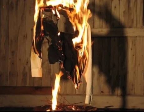 Death of shirt (fire), 2016