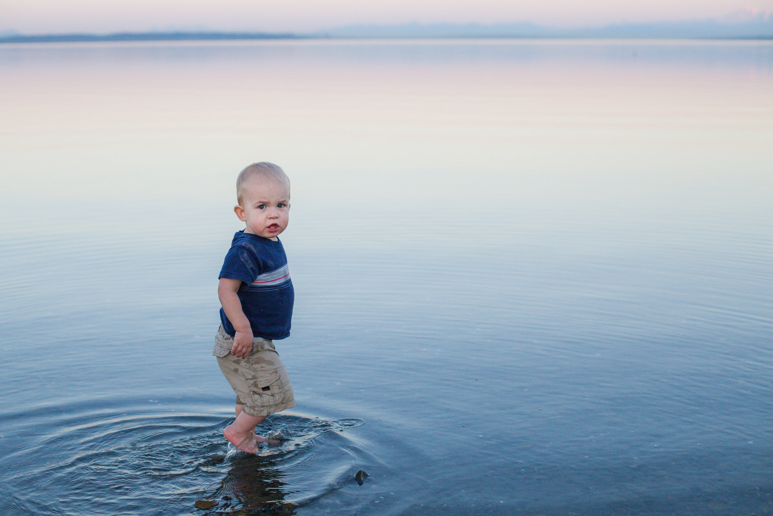 Centennial Beach Family Photoshoot 3.jpg