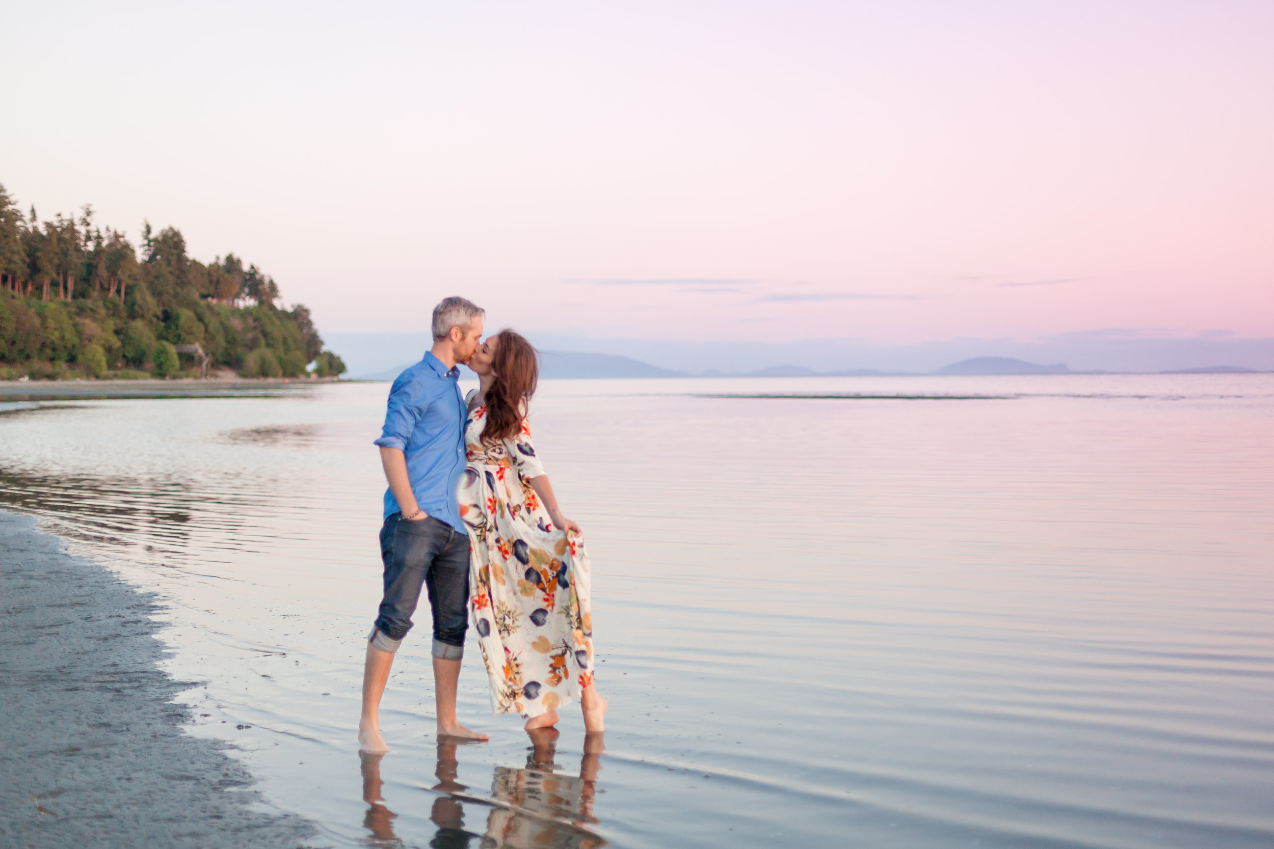 Crescent Beach Engagement Photos.jpg