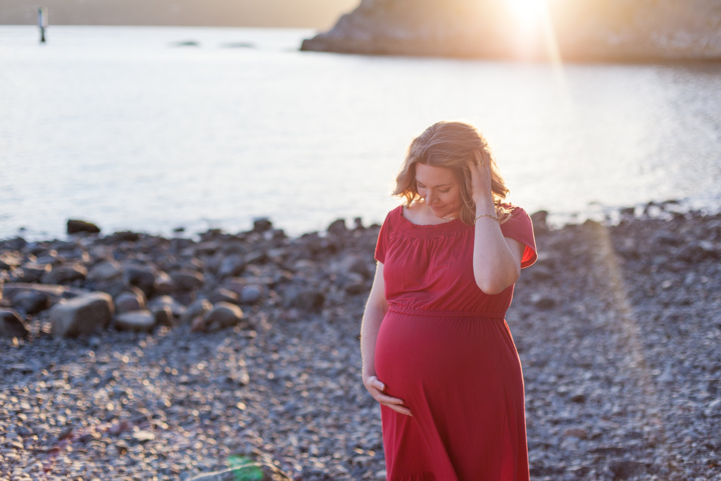 Whytecliff Park Maternity Photos-5.jpg