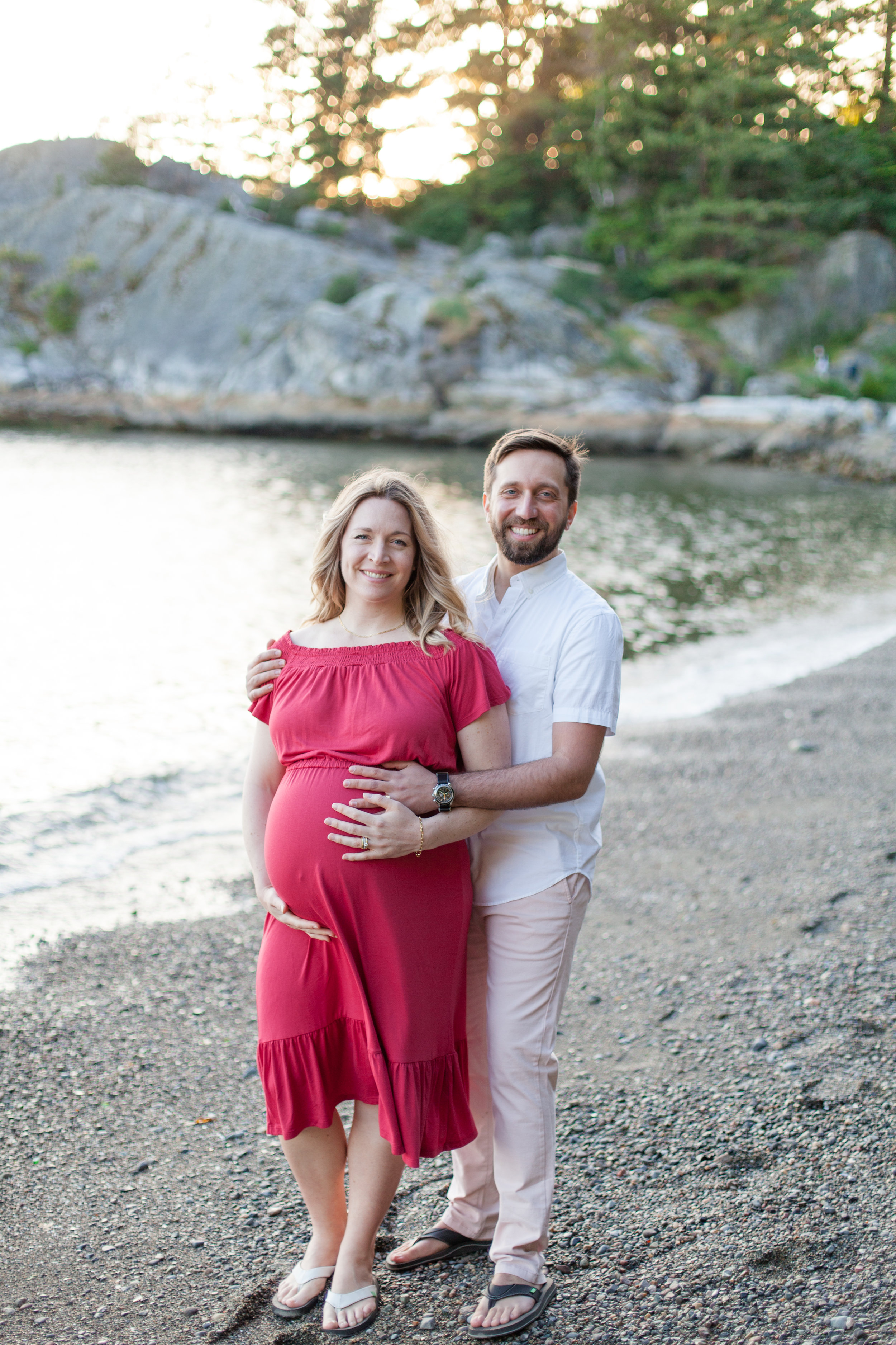 Whytecliff Park Maternity Photos-8.jpg