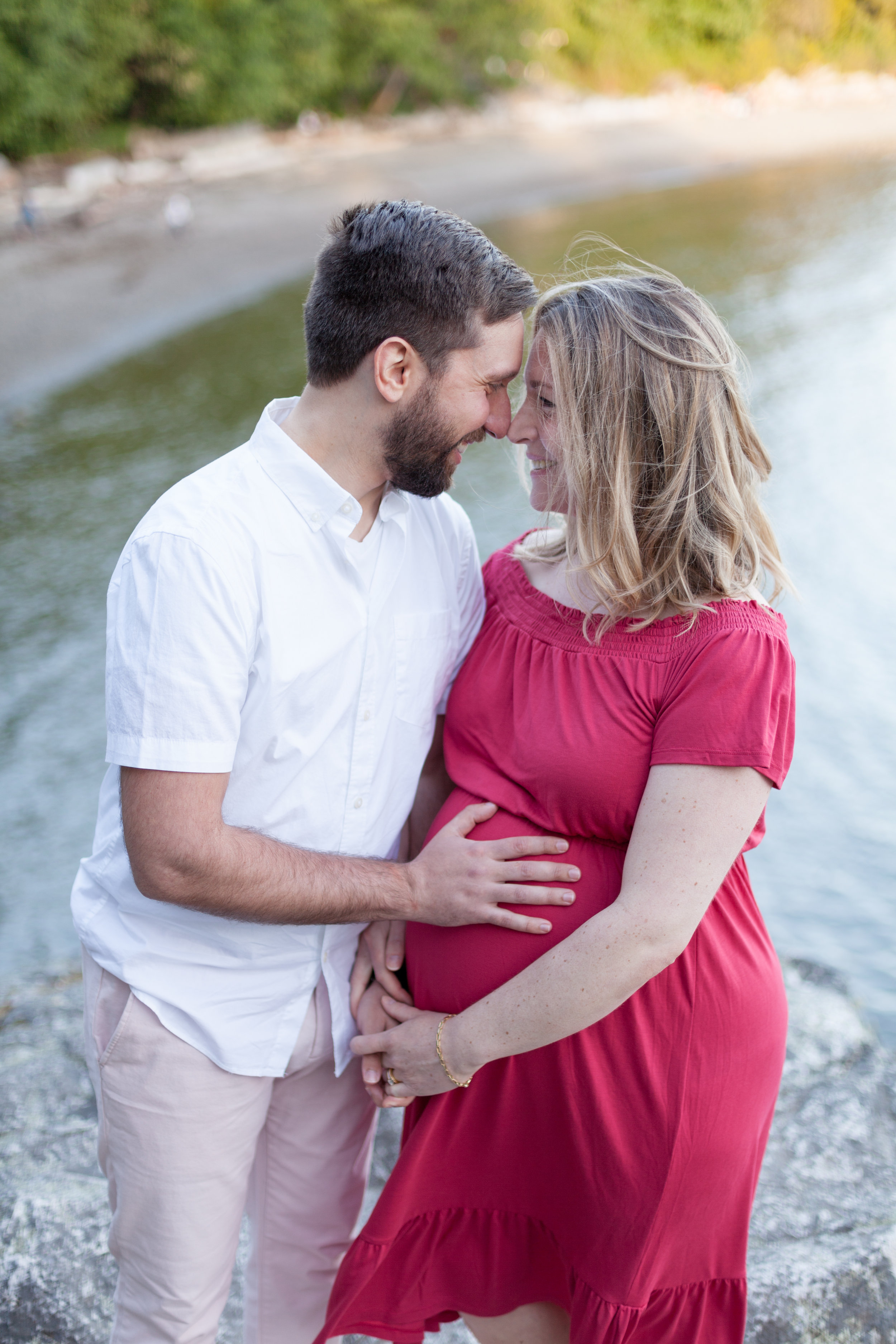 Whytecliff Park Maternity Photos-14.jpg