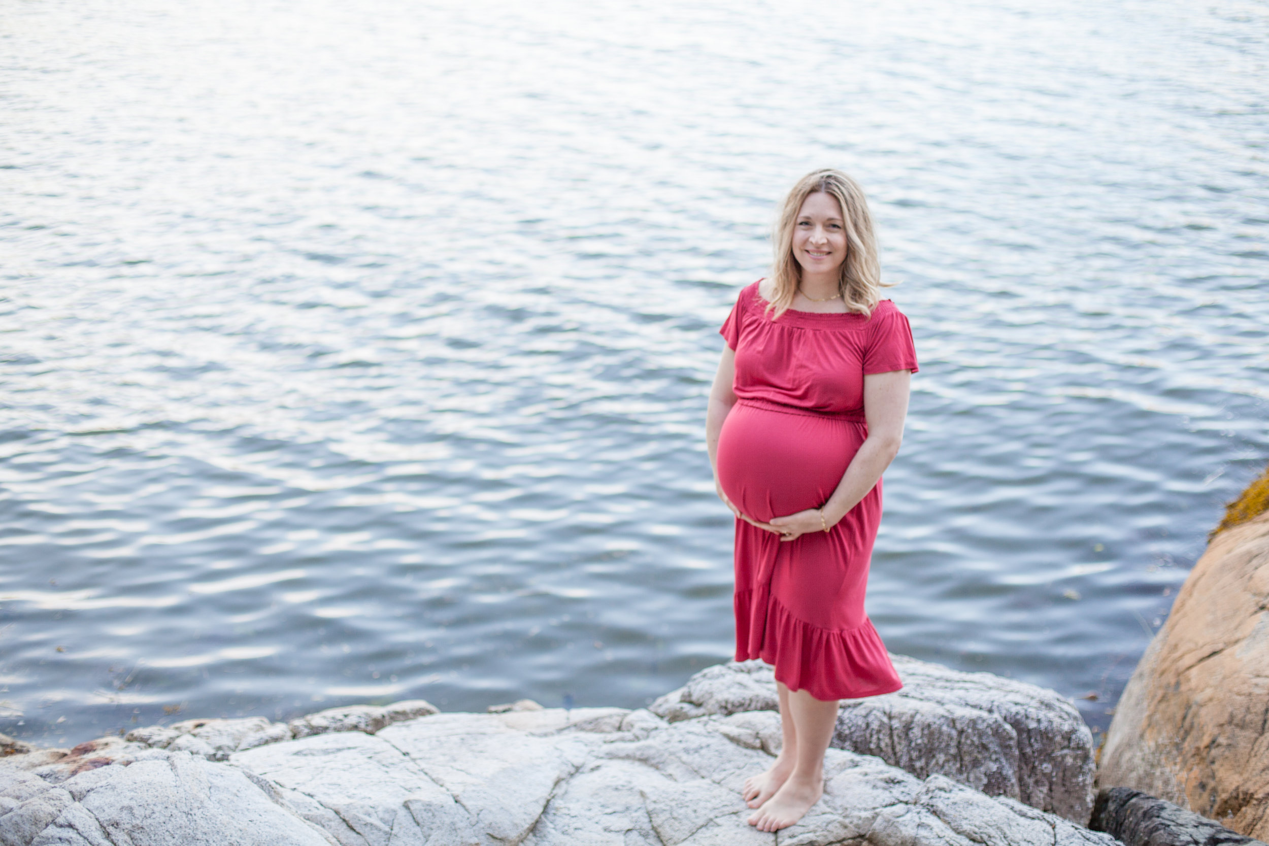 Whytecliff Park Maternity Photos-25.jpg