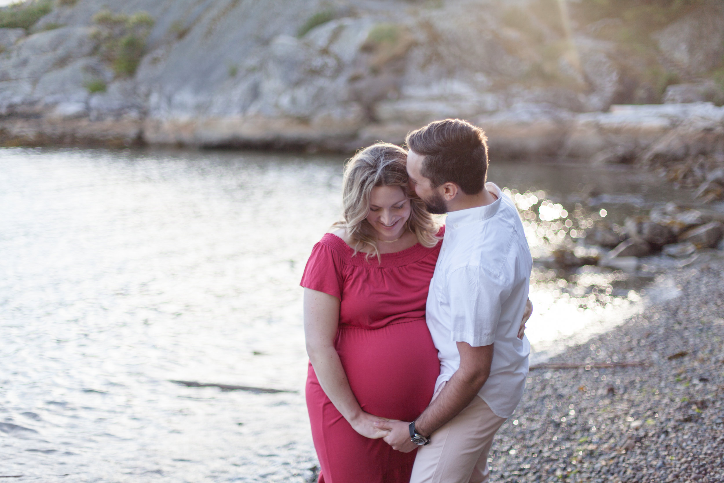 Whytecliff Park Maternity Photos-26.jpg