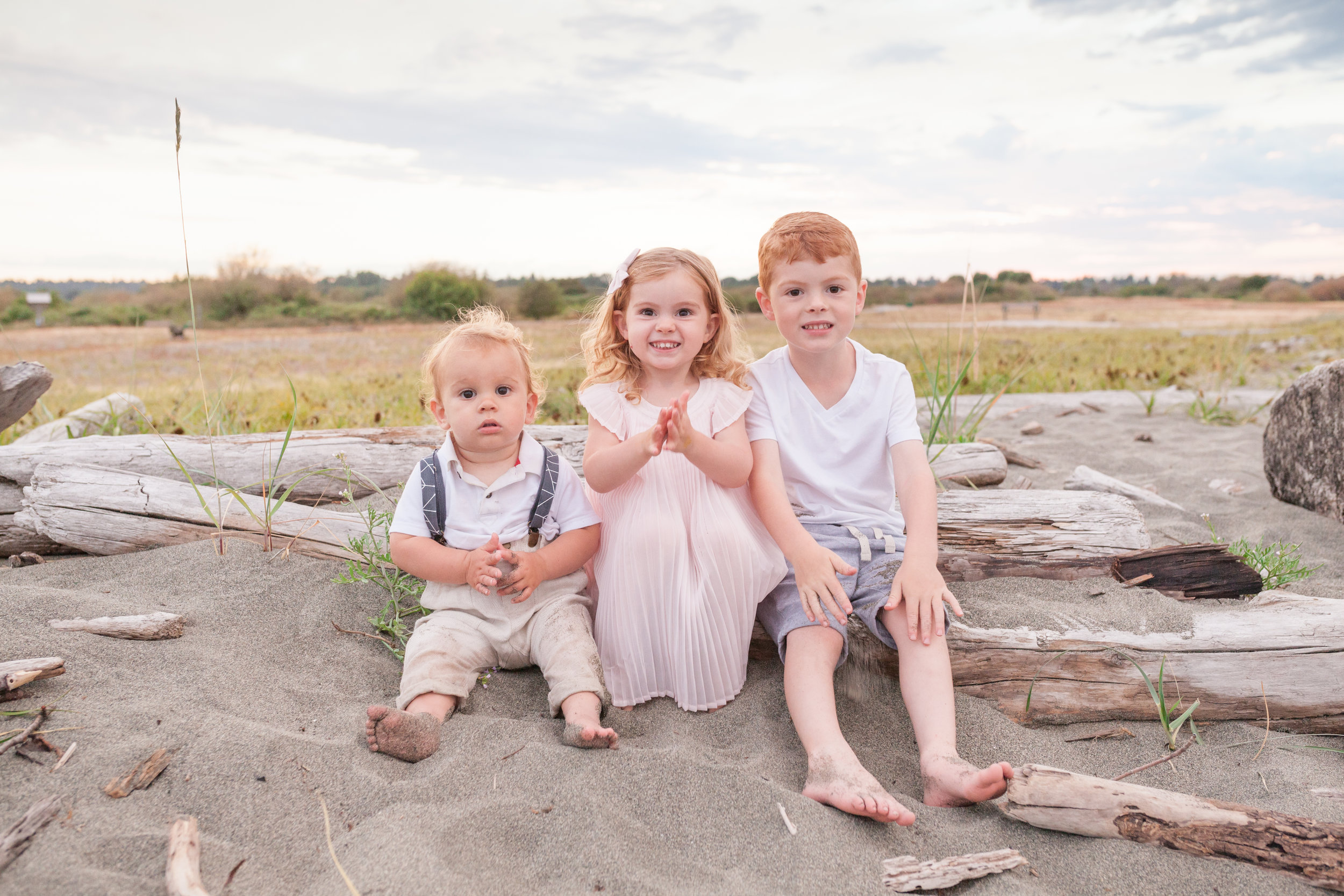 Centennial Beach Family Photos-1.jpg