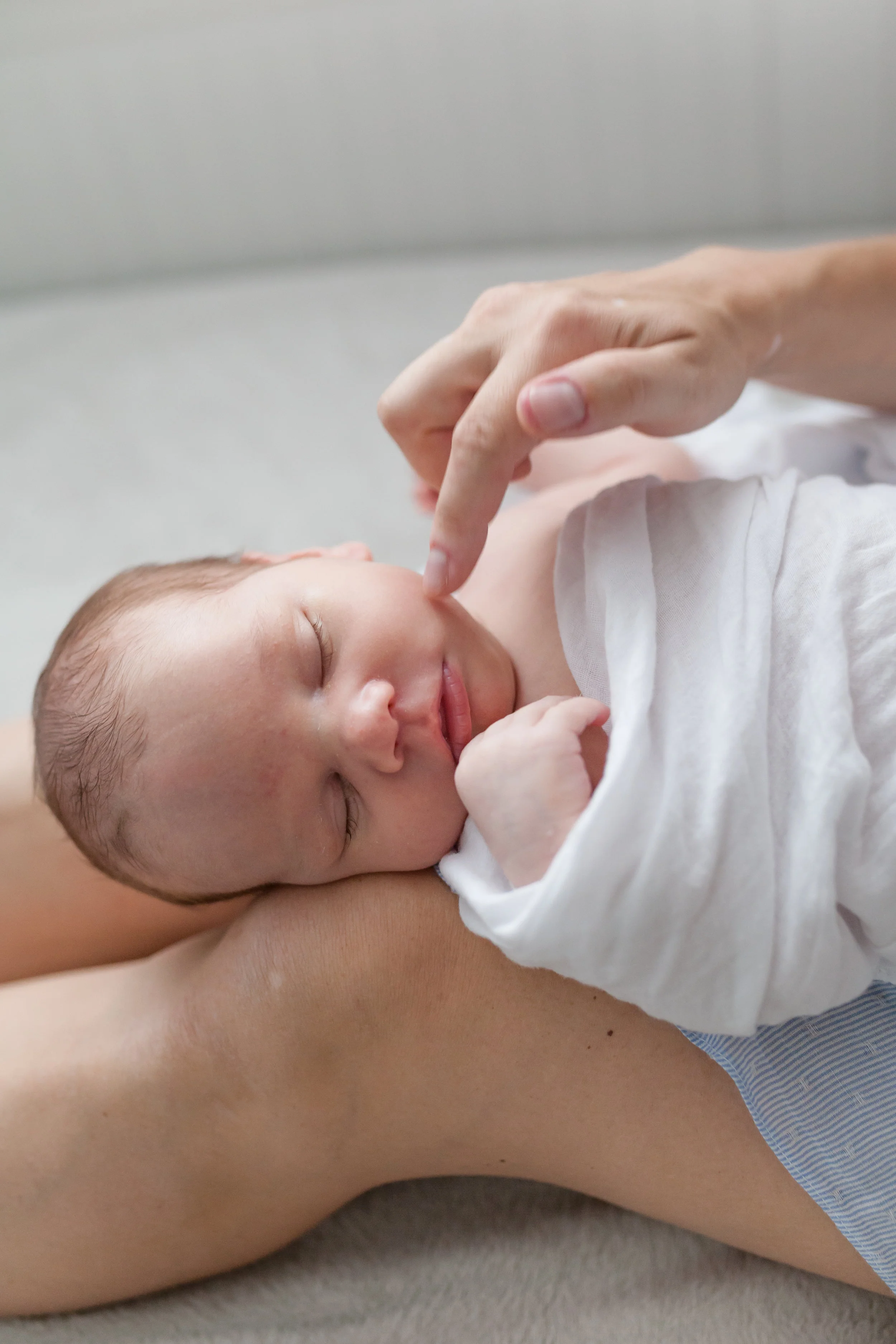 Olena Newborn Photos-21.jpg