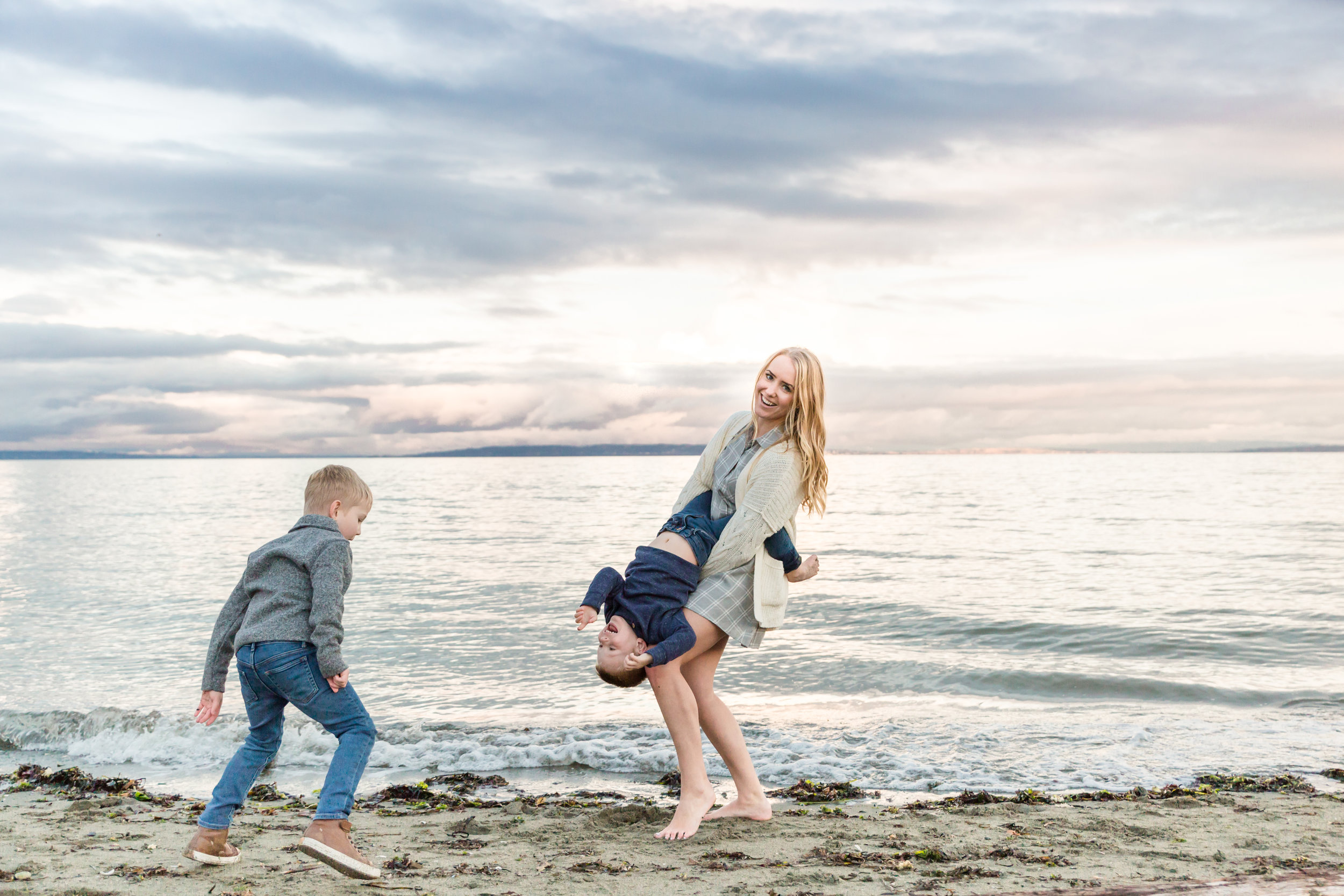 Centennial Beach Family Photos 2018-2.jpg