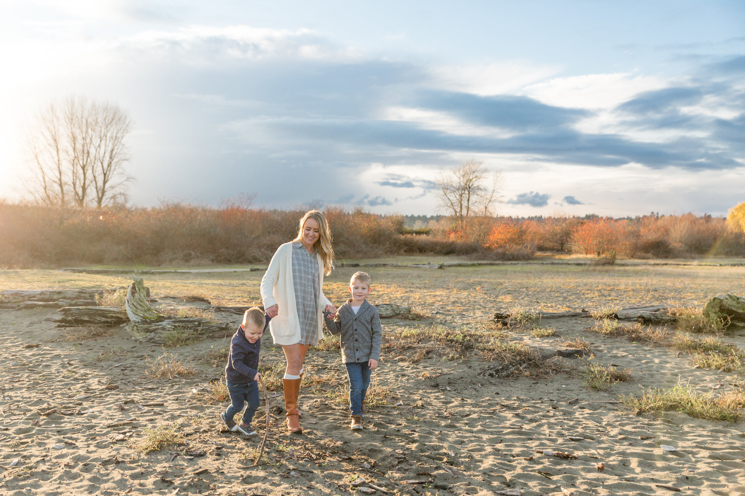 Centennial Beach Family Photos 2018-17.jpg