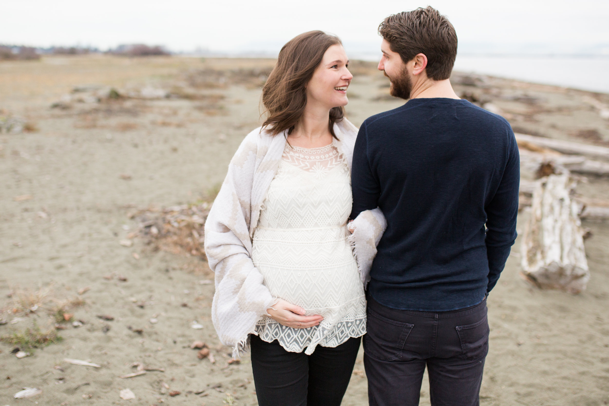 Centennial Beach Maternity Photos-40.jpg