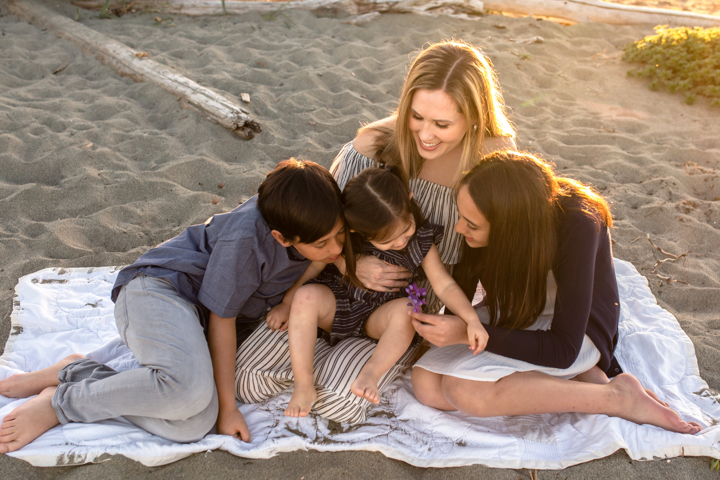 Centennial Beach Motherhood Sessions-24.jpg