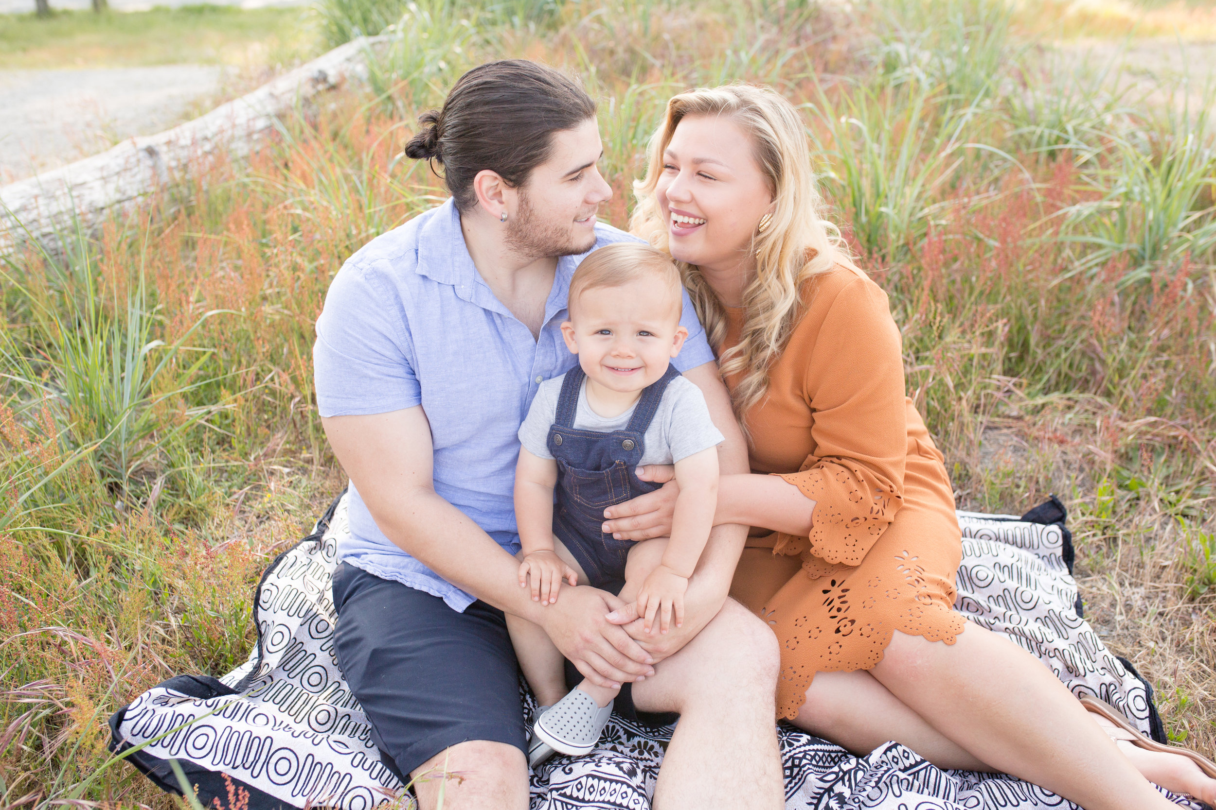 Centennial Beach Family Photos-10.jpg