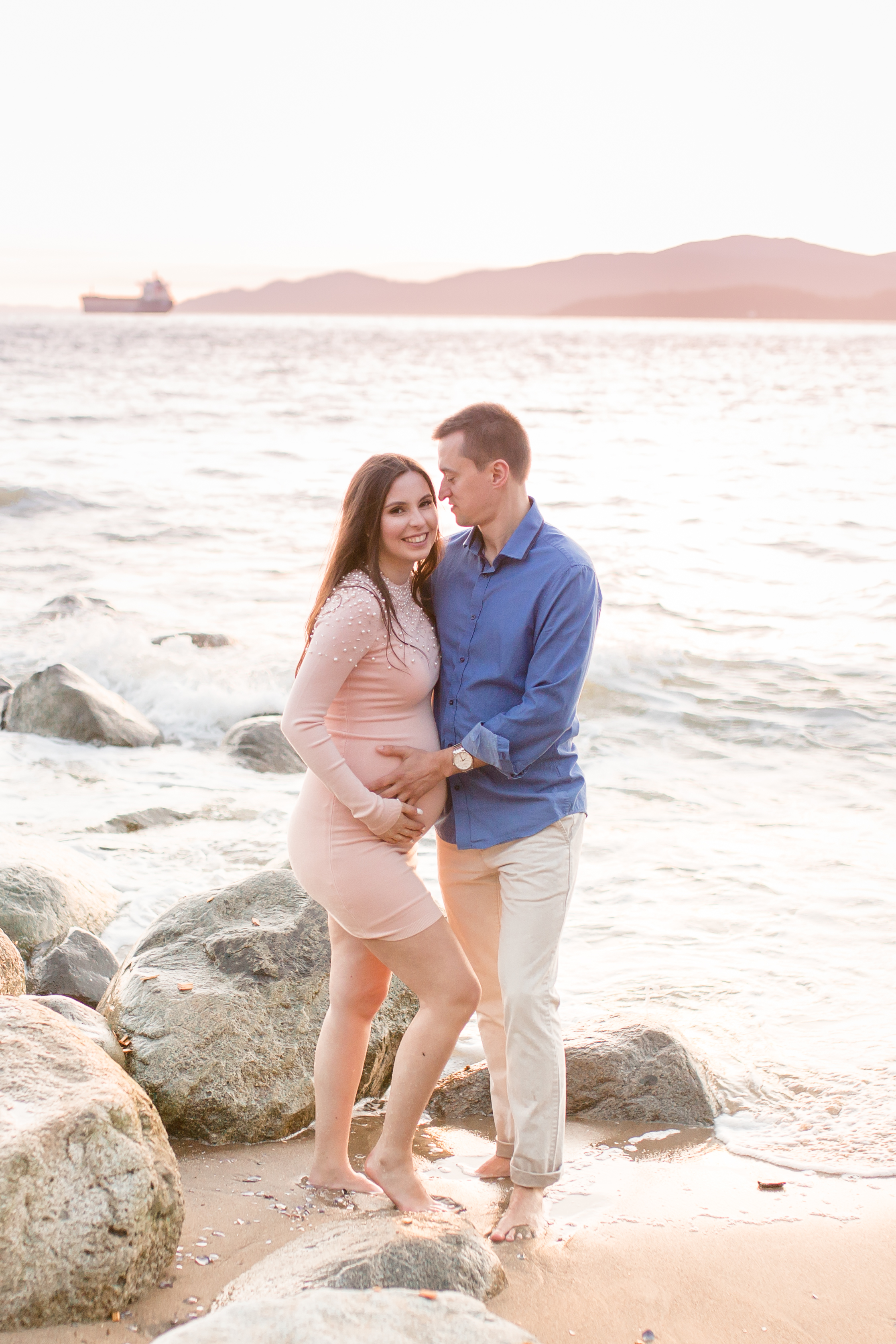 Stanly Park Maternity Pictures-7.jpg