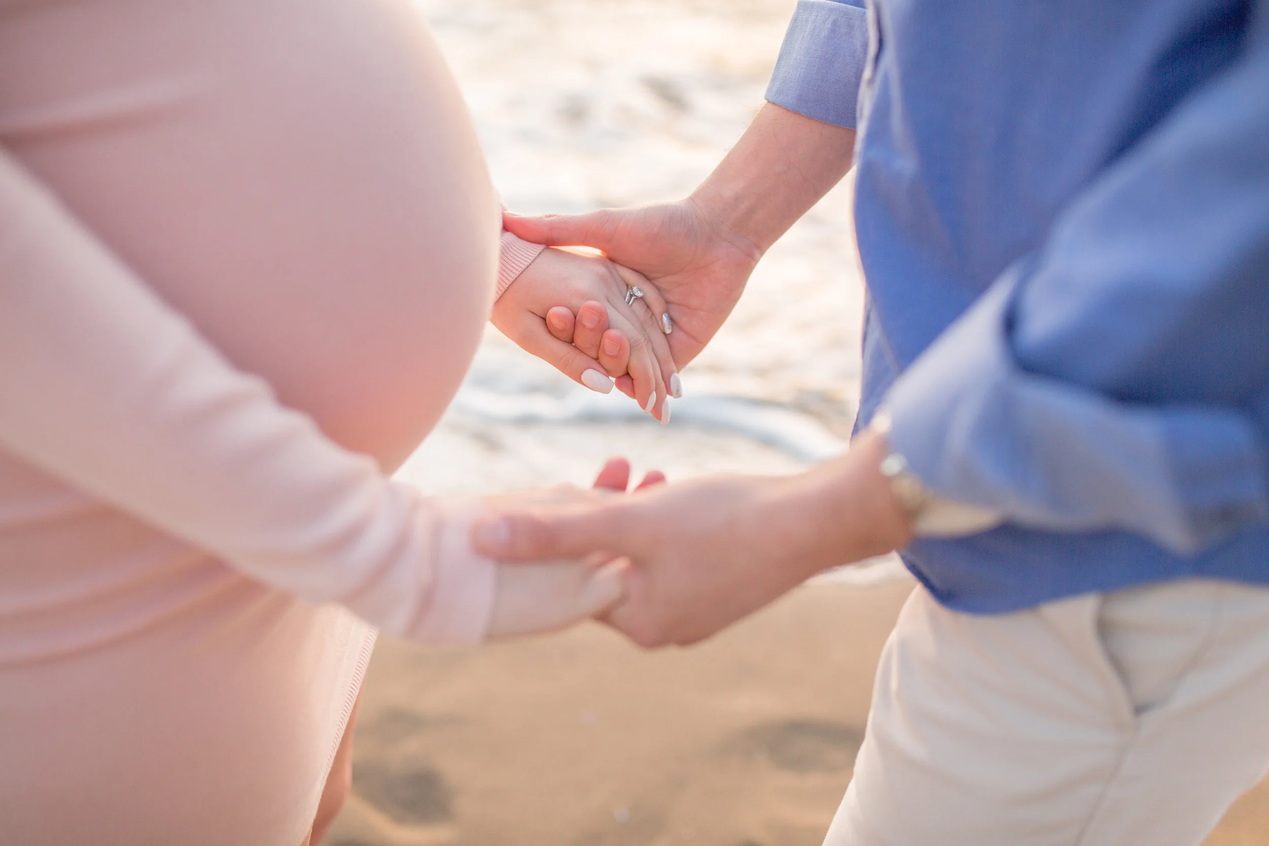 Stanly Park Maternity Pictures-9.jpg