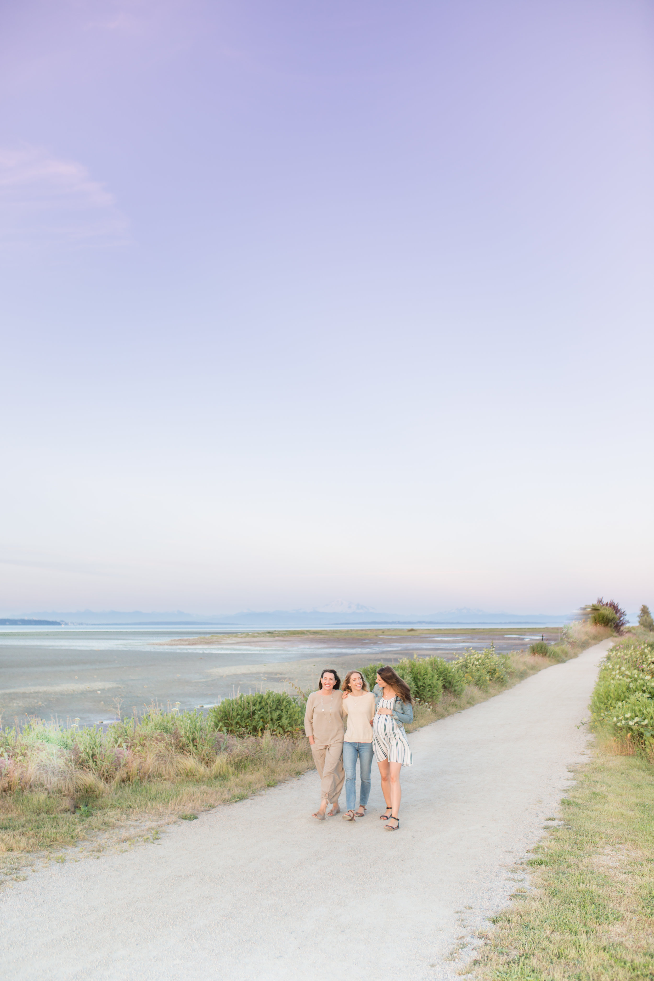 Boundary Bay Family Photos-40.jpg