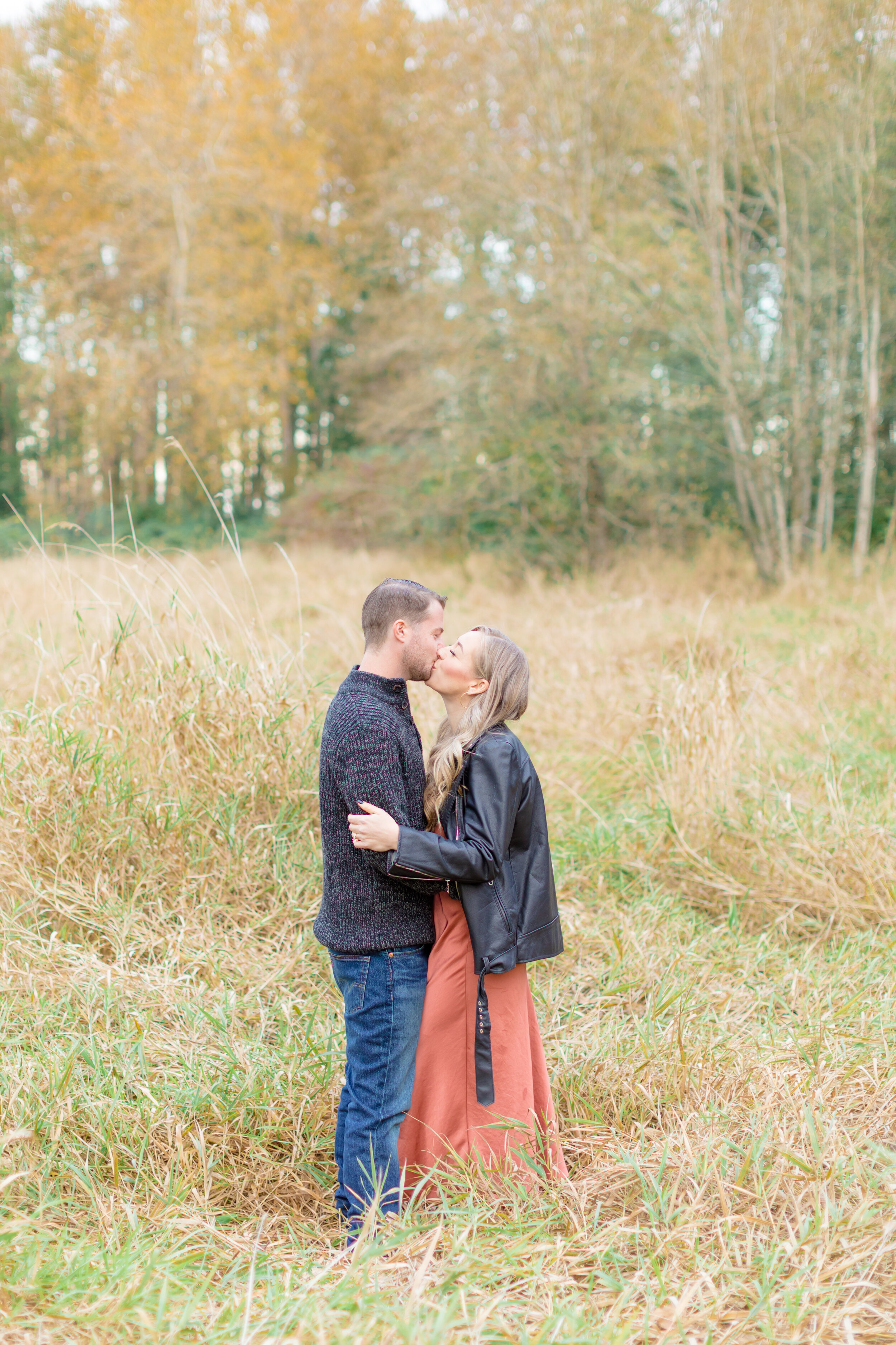 Deas Park Engagement Session-15.jpg