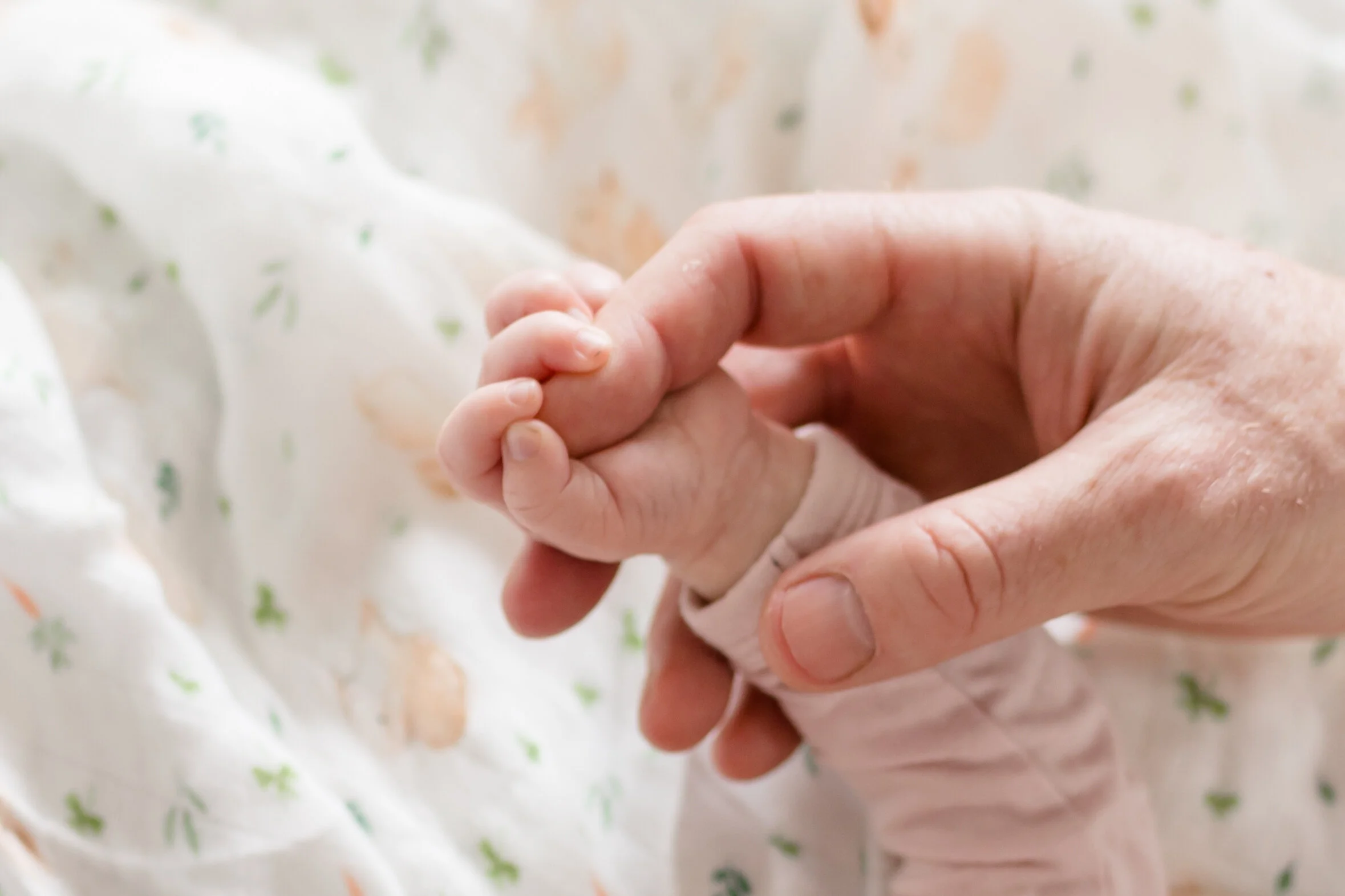 Ladner Newborn Photos-24.jpg