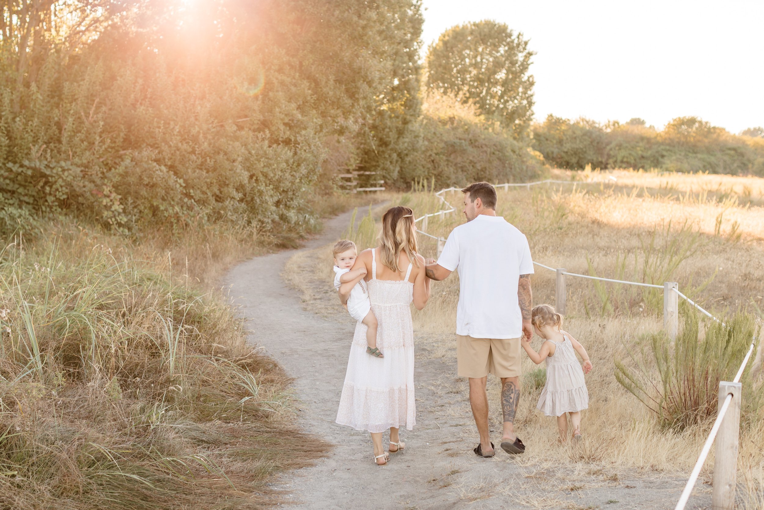 Centennial Beach Family Photos - Tsawwassen-6.jpg