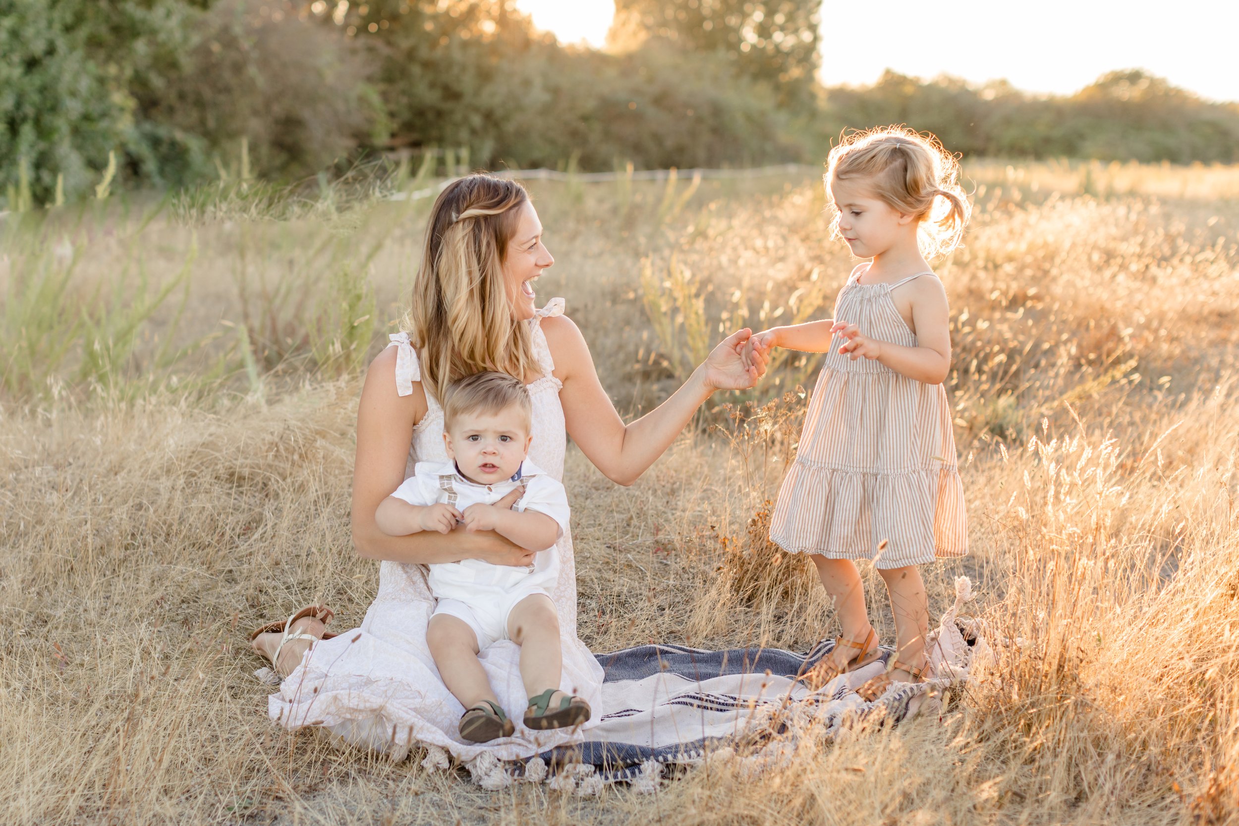 Centennial Beach Family Photos - Tsawwassen-19.jpg