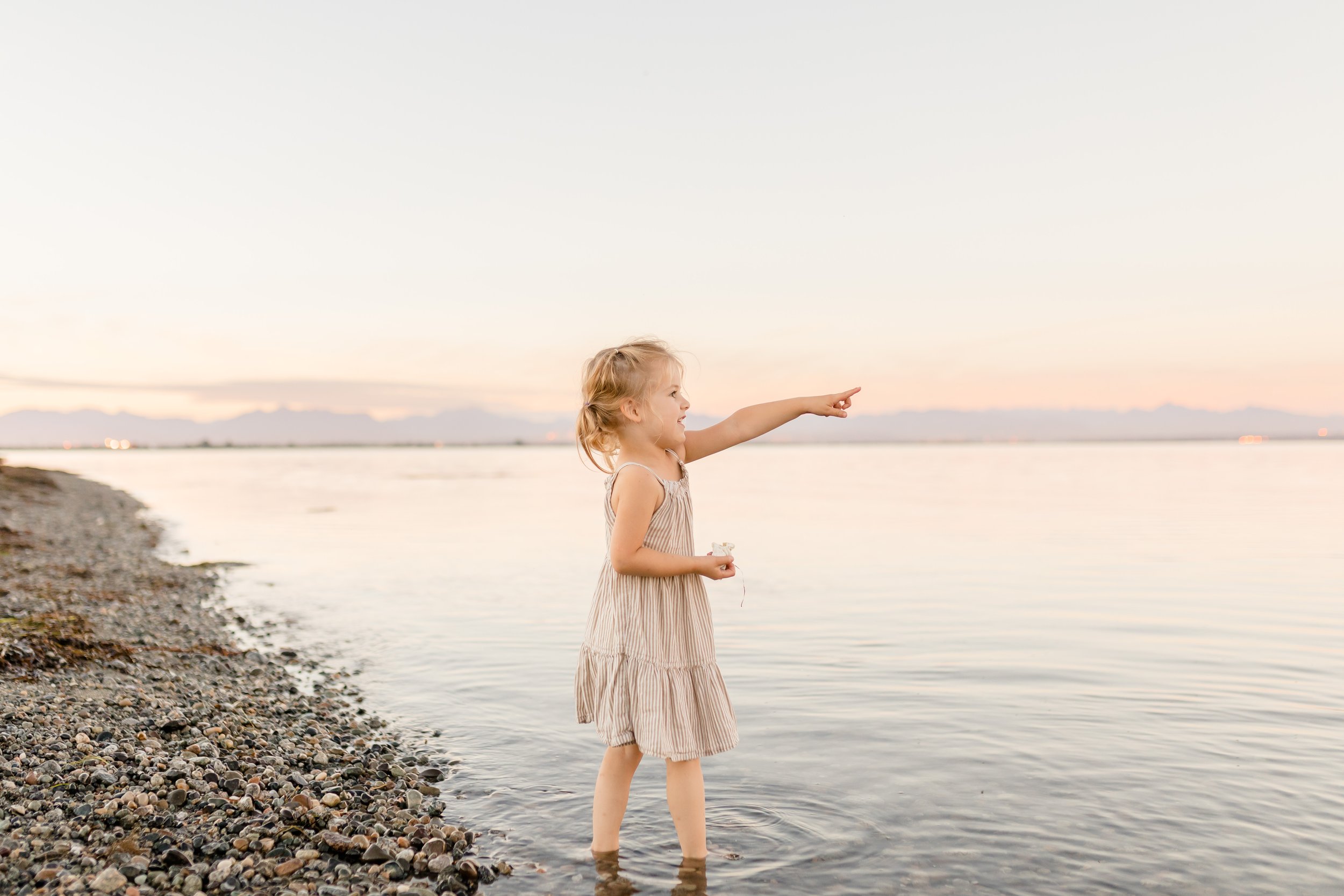 Centennial Beach Family Photos - Tsawwassen-29.jpg