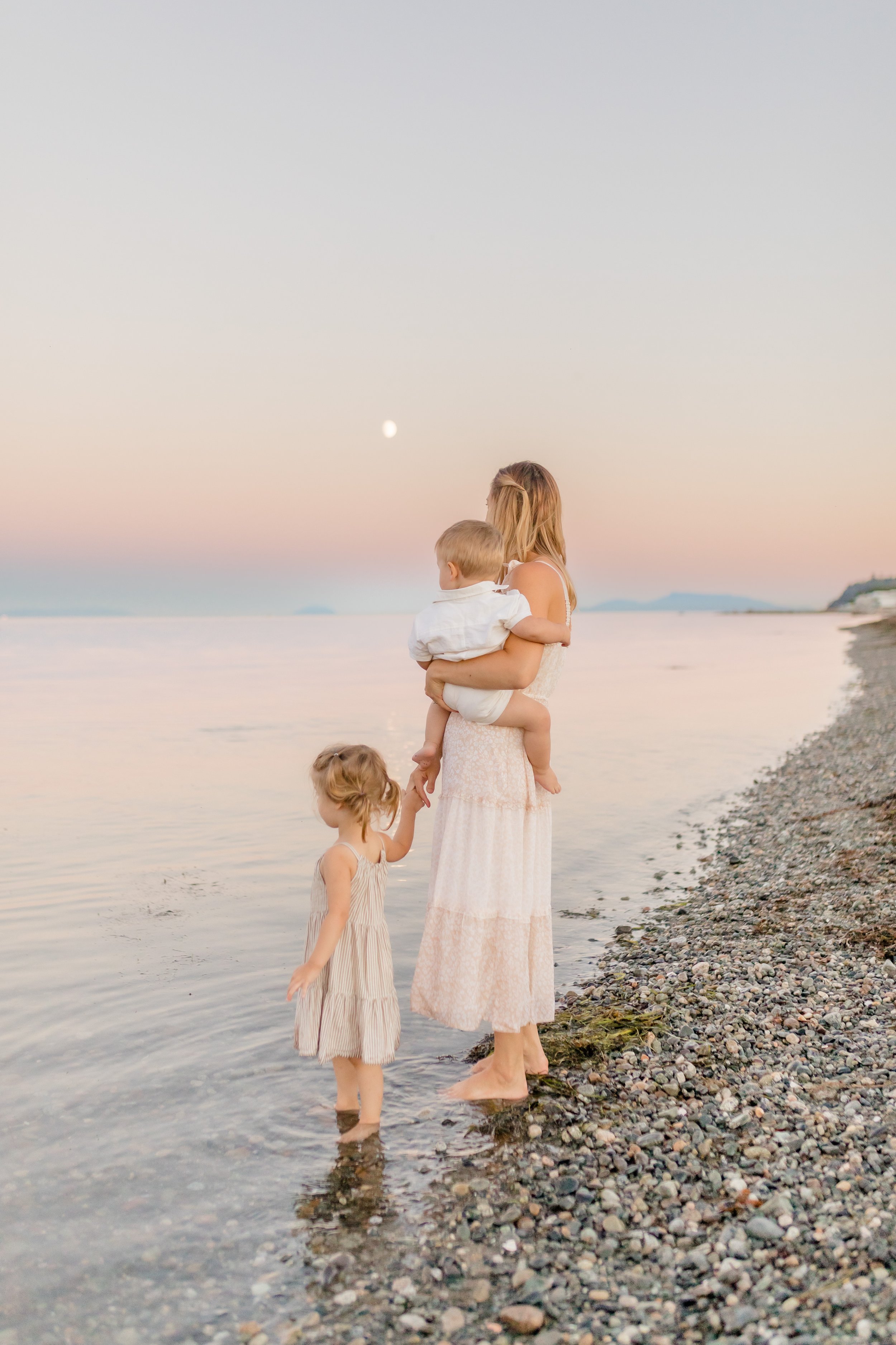 Centennial Beach Family Photos - Tsawwassen-34.jpg