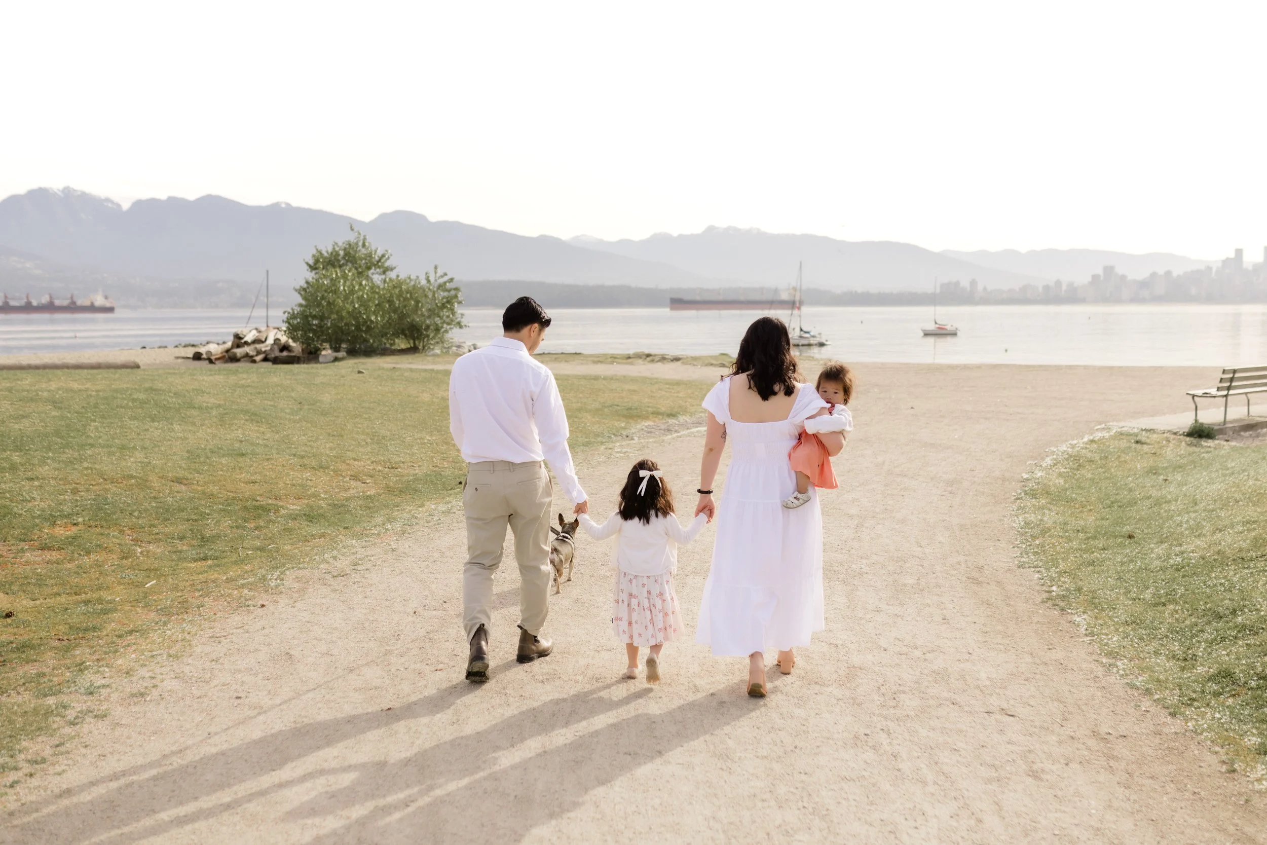 Vancouver Family Photos at Jericho-2.jpg